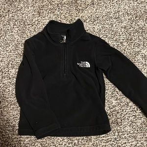 Boys north face pull over